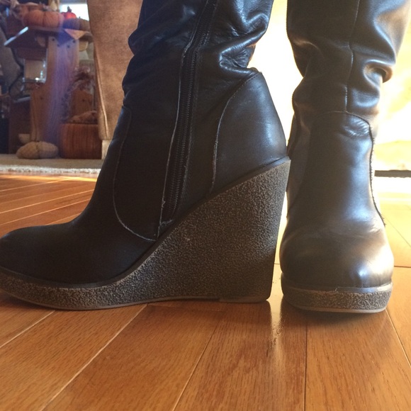 Kelsi Dagger OTK Black Boots - Picture 3 of 4